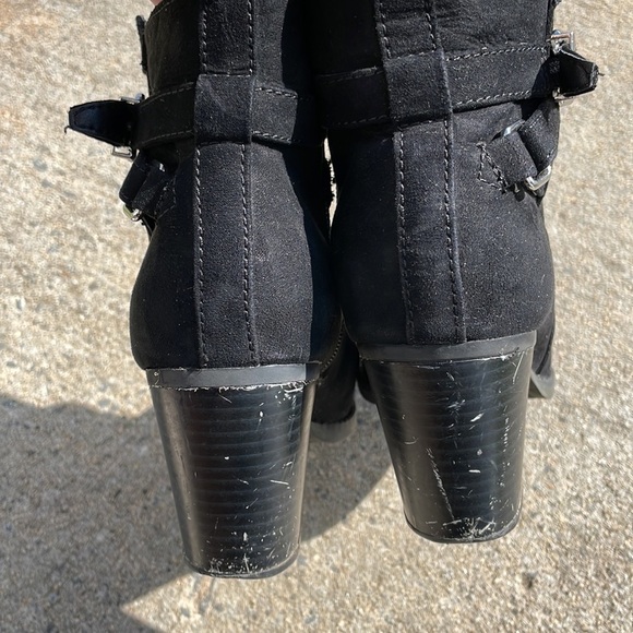 Express suede black booties size 7 - Picture 5 of 5